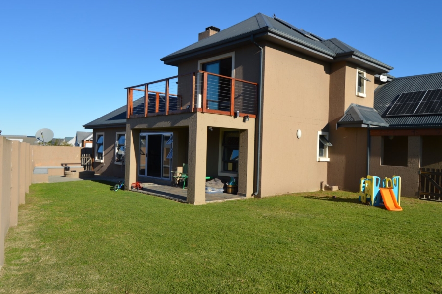 4 Bedroom Property for Sale in Blue Mountain Village Western Cape